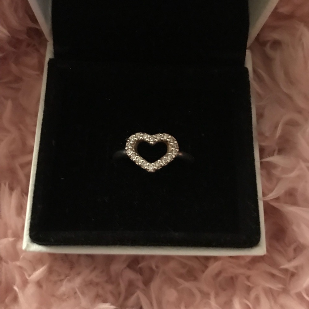 Pandora “Be My Valentine” Ring